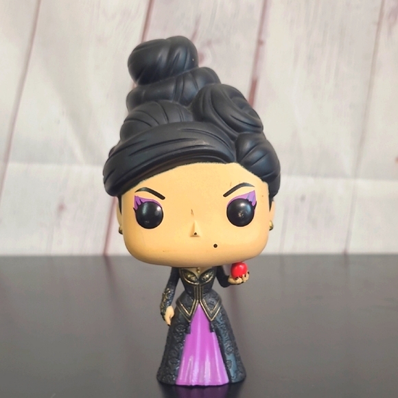 Funko Other - Funko Pop! Once Upon A Time Regina Mills With Apple 382 No Box Collectible Fig